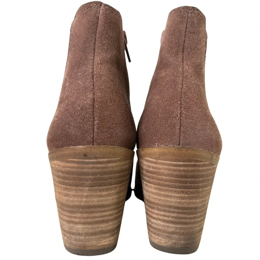 Frye and Co Wedge Booties Womens 7 Brown Suede Pointed Toe Ankle Boots